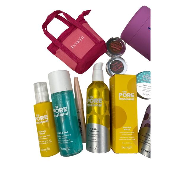 Benefit - Skincare & Makeup Bundle - Picture 3 of 3